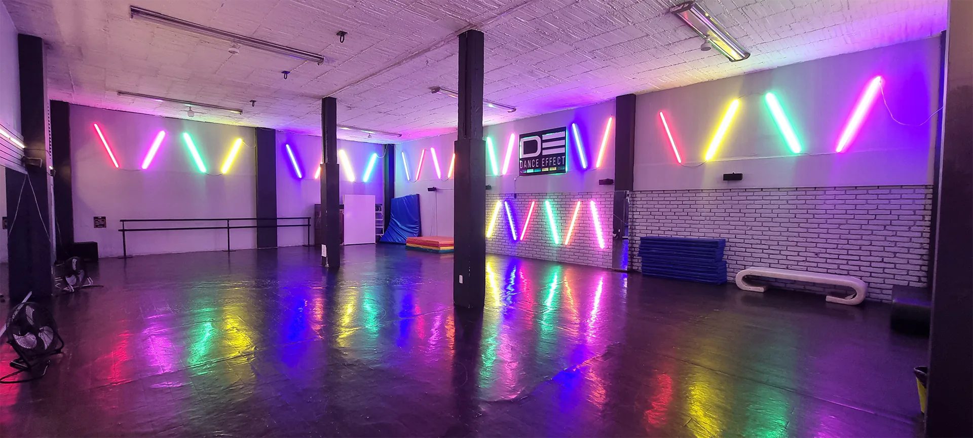 dance-effect_instalaciones_salon-1